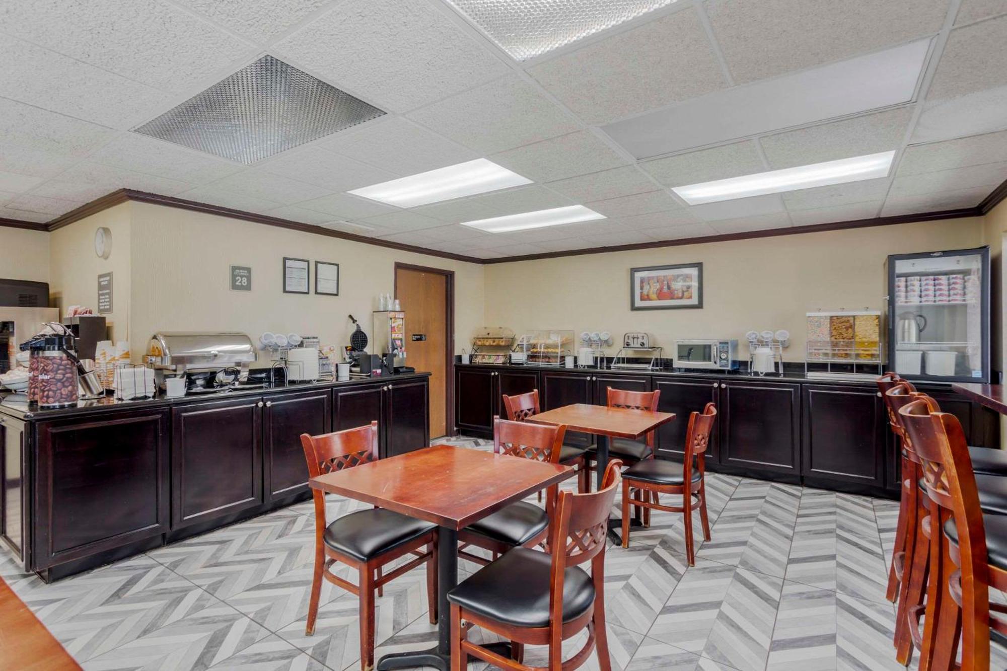 Comfort Inn & Suites Brentwood Eksteriør billede